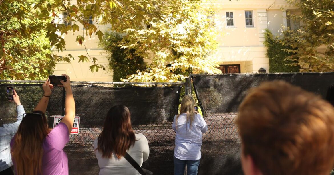 Urlhttps3a2f2fcalifornia times brightspot.s3.amazonaws.com2f812f4a2f892139df4450837d542d885d.jpeg