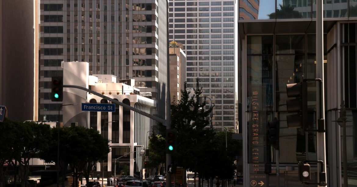 Urlhttps3a2f2fcalifornia times brightspot.s3.amazonaws.com2fba2ffa2f9ecf2009488fa8e1a16ad171.jpeg