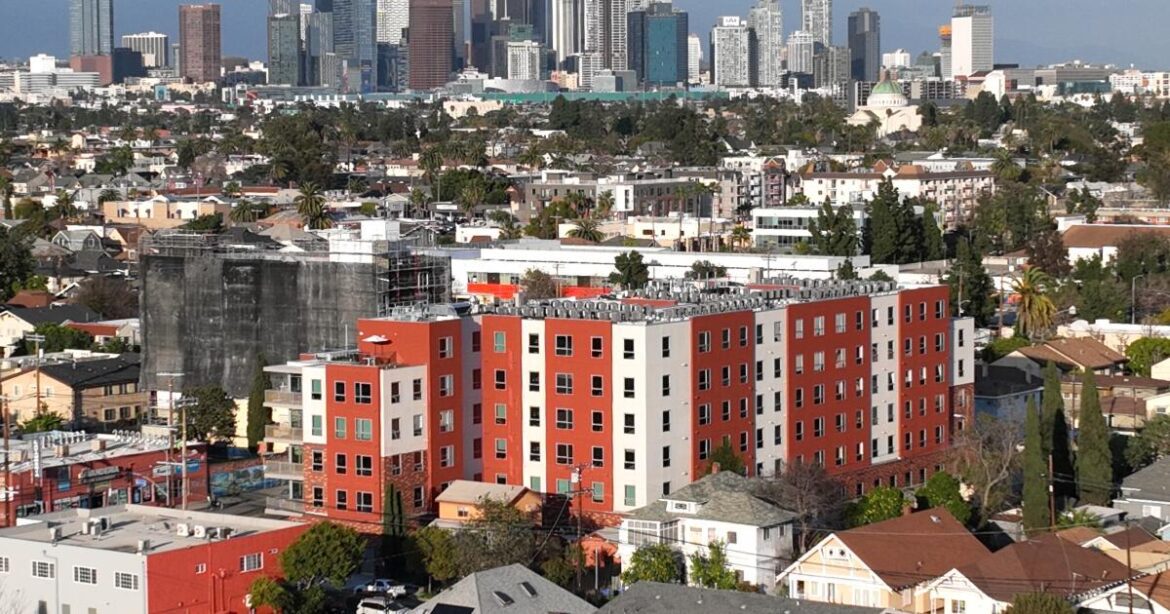 Urlhttps3a2f2fcalifornia times brightspot.s3.amazonaws.com2f742fb32f9b2ec12a41c98a53b4f527f8.jpeg