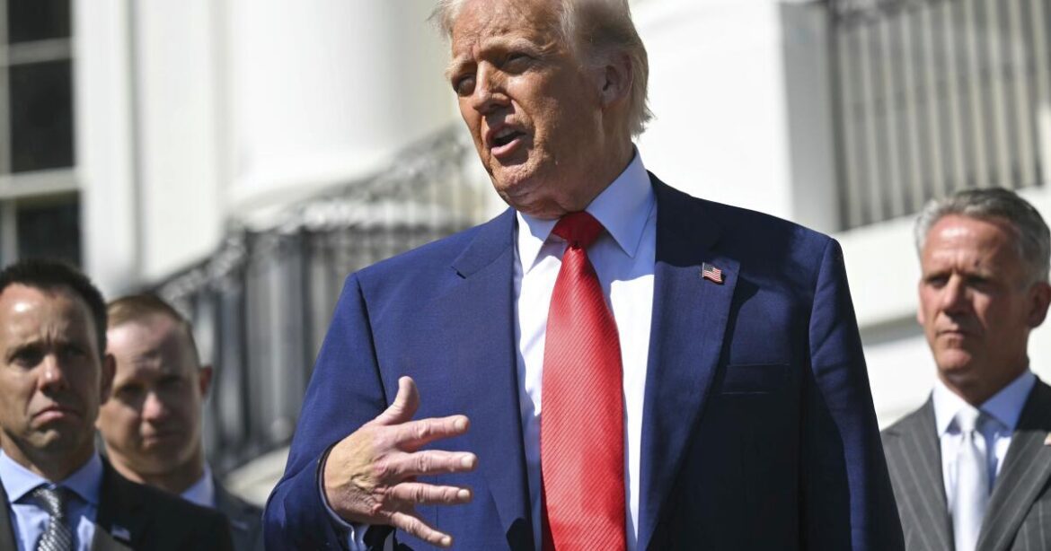 Urlhttps3a2f2fcalifornia times brightspot.s3.amazonaws.com2fe52fed2f4107a5524f6d813cdd330cb3.jpeg