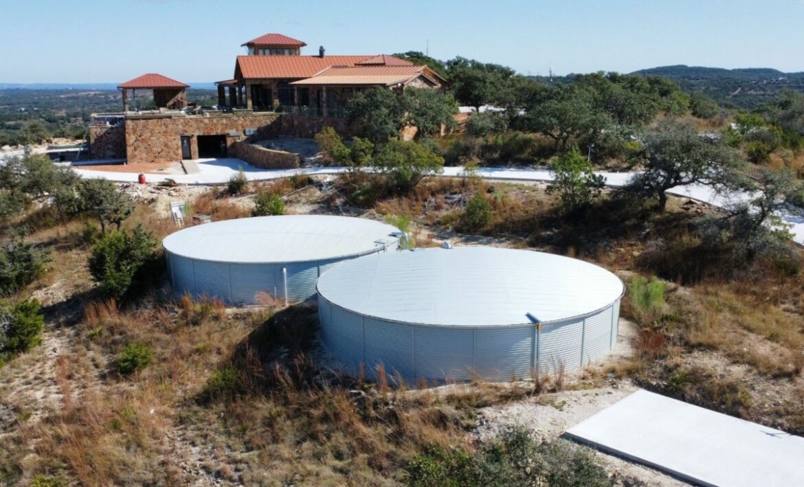 Pioneer water tanks america 1 2.jpg