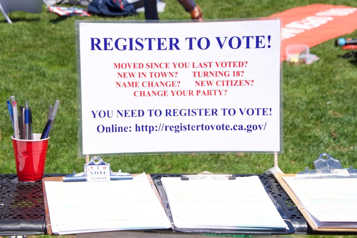 Voter registration.jpg