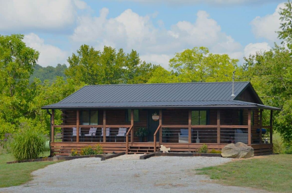 Manufactured Mobile Home roger starnes sr iP8w6DNeCIg unsplash.jpg