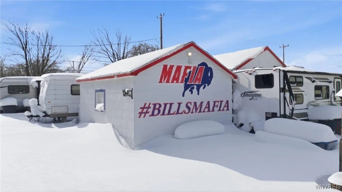 6690d42f0d2b5343e7af9f5c8b680c78w c1712072088srd q80.jpg