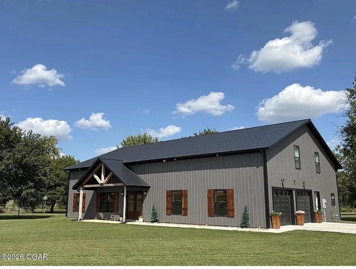 30f5e7d271a6fcfce22aa69c7f95856ew c3375322429srd q80.jpg