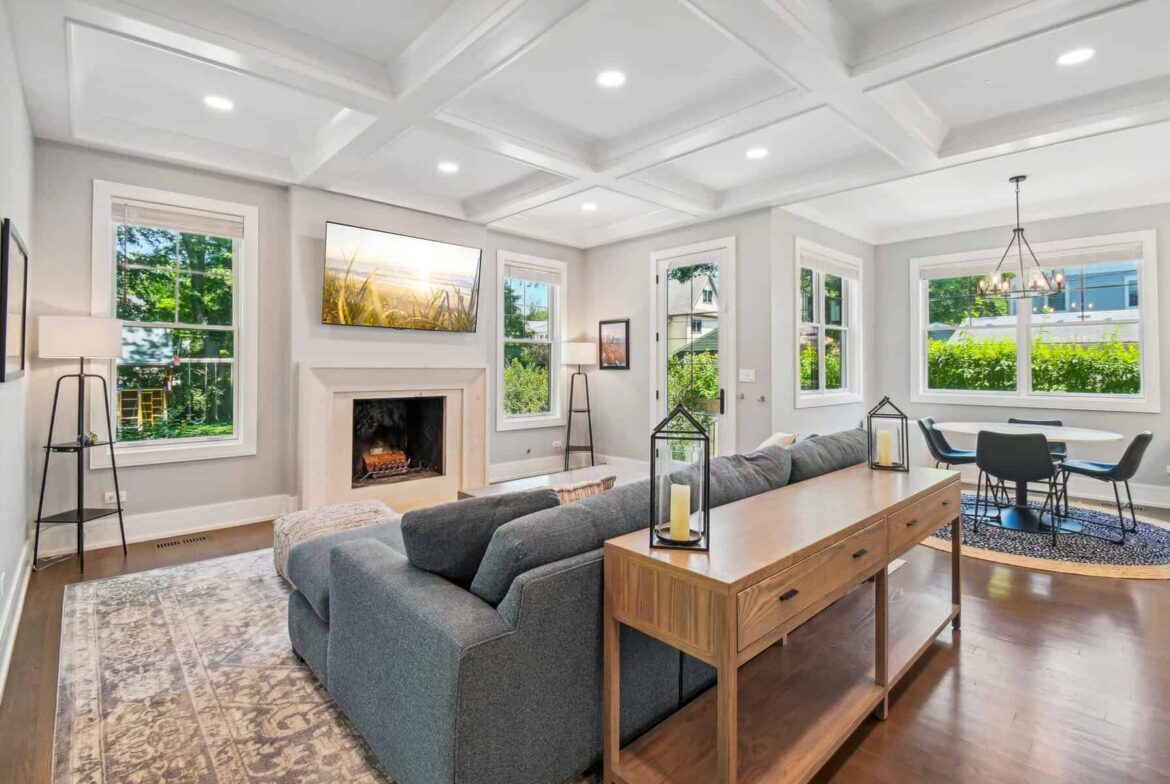 PDM25 Chicago 2214 Washington Ave Wilmette IL RGB.jpg