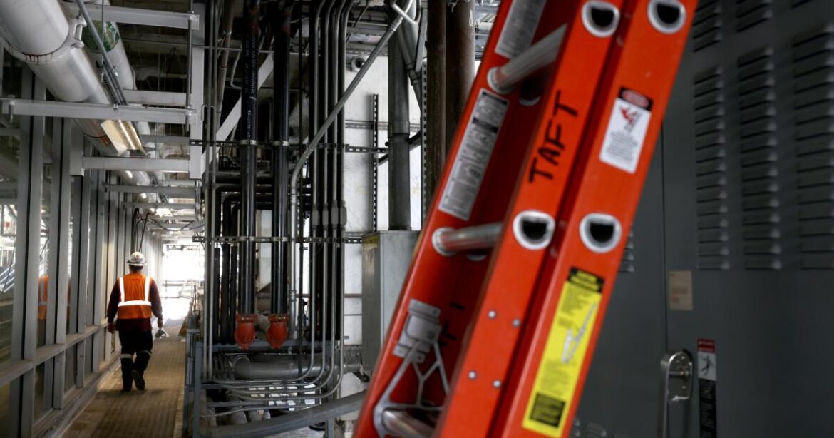 Urlhttps3A2F2Fcalifornia times brightspot.s3.amazonaws.com2Fd42Fdc2F192891534365b5e6cf6ec05d.jpeg