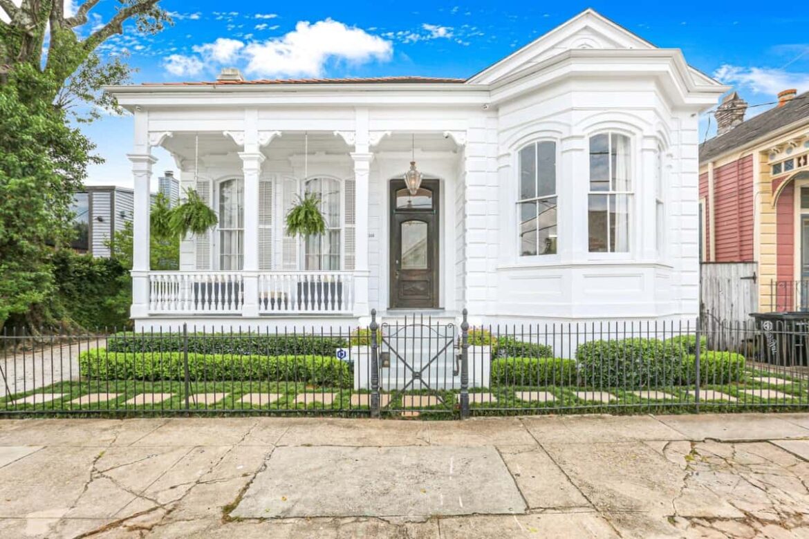 Historic home 3.jpg