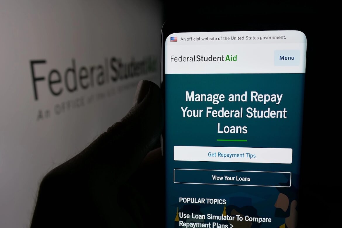 StudentAid Screenshot Phone.jpg