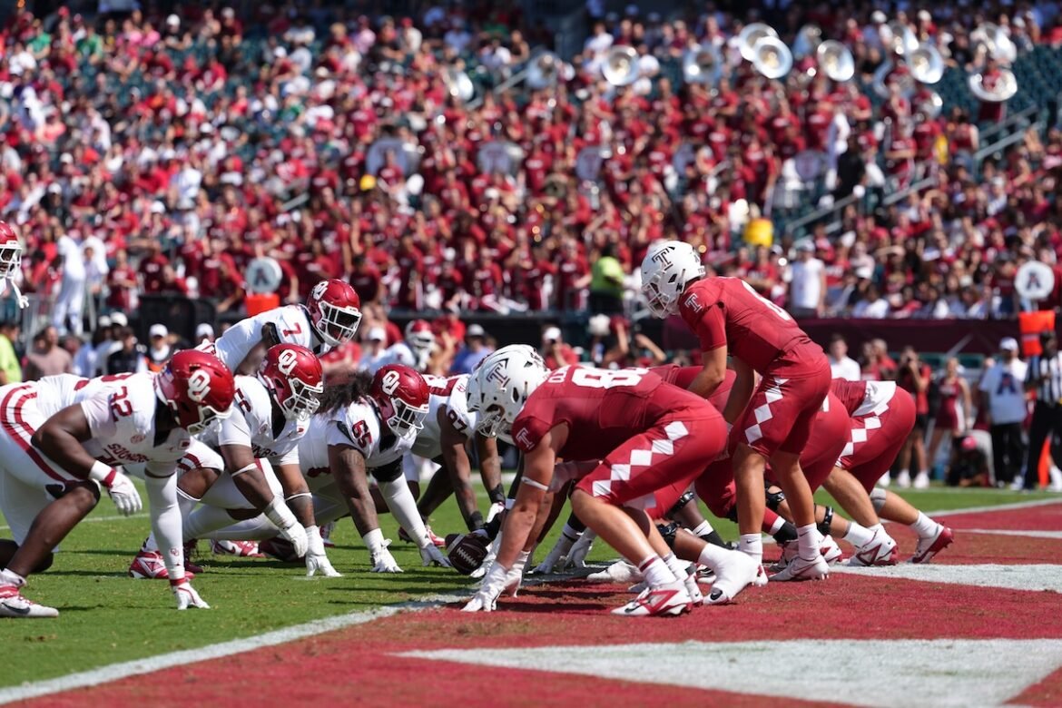 NCAA Football Oklahoma vs Temple.jpg