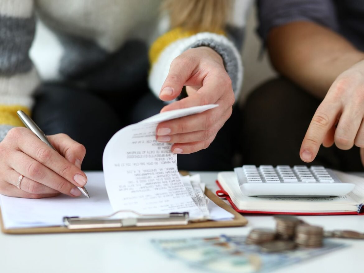 No0923finances.jpg
