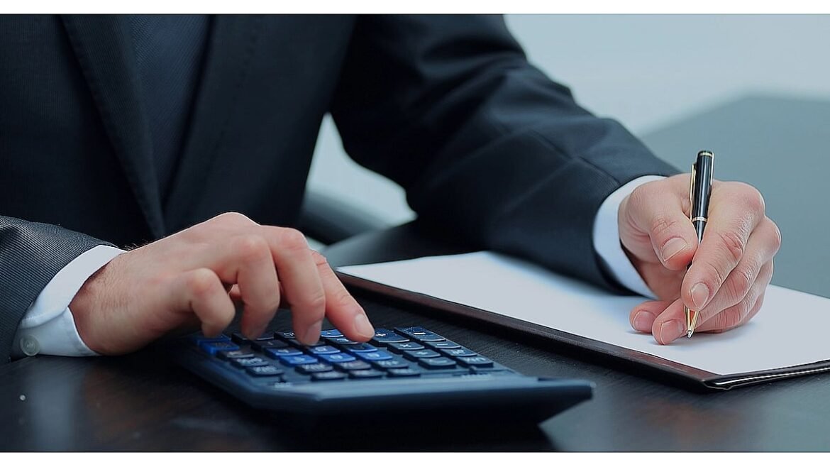 Student Loan Refinance Rates.jpg