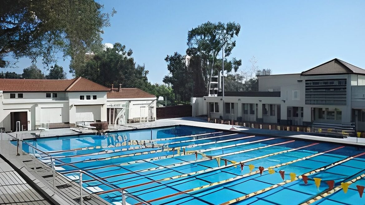 Claremont mckenna pool 1200x800 1.jpg